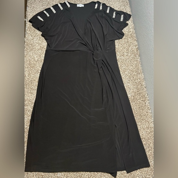 Luxology Black Maxi Dress with Silver Details - Picture 2 of 10